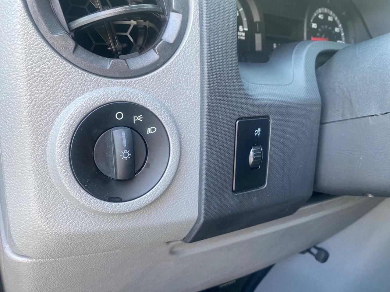 2014 Ford Econoline E 350 HI TOP HANDICAP VAN LOW MILES 34,875 1 OWNER Pompano Beach FL