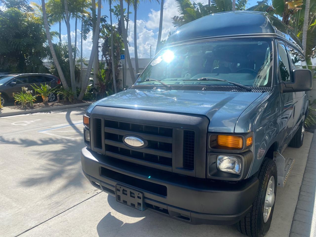 2014 Ford Econoline E 350 HI TOP HANDICAP VAN LOW MILES 34,875 1 OWNER Pompano Beach FL