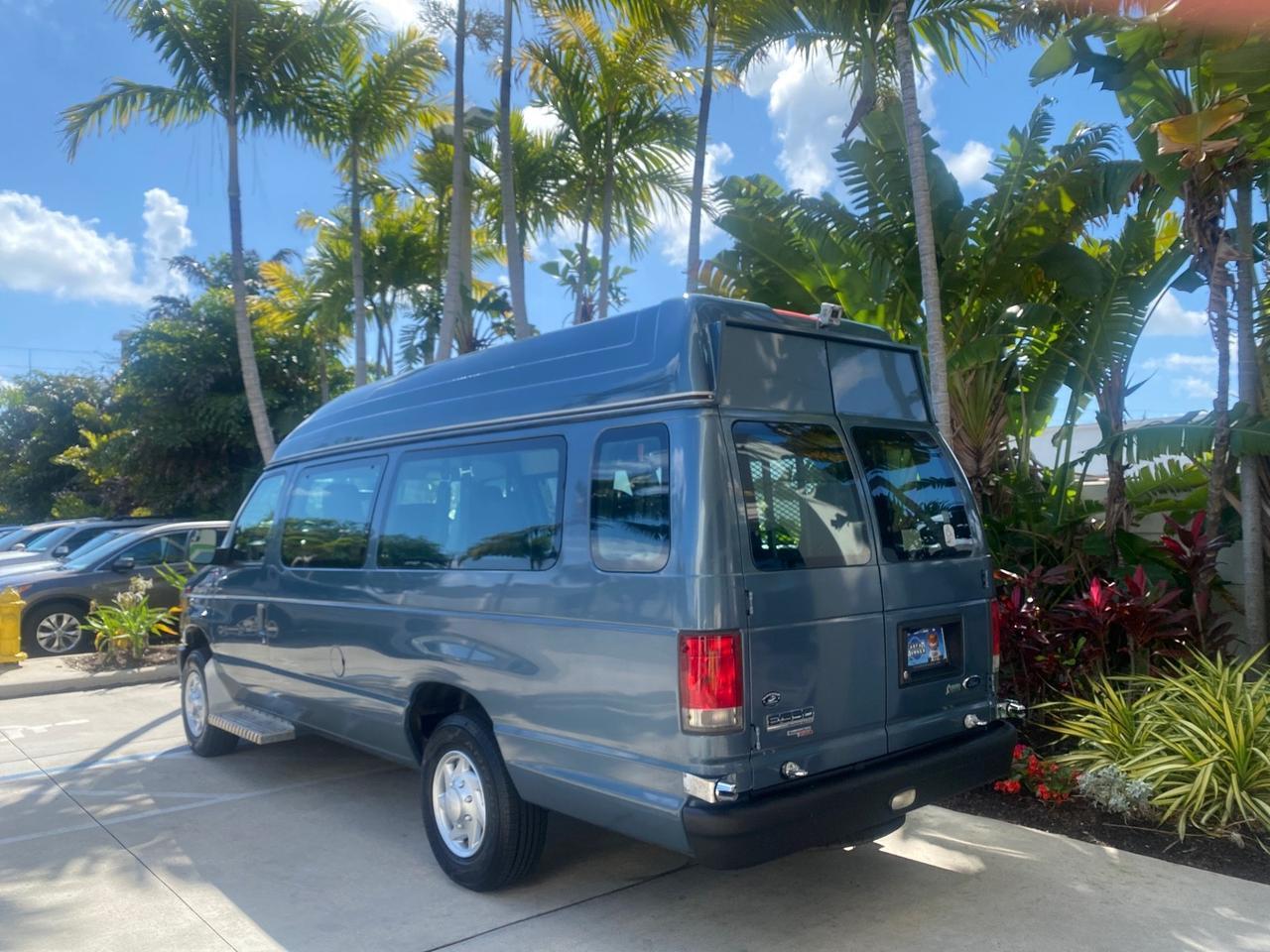 2014 Ford Econoline E 350 HI TOP HANDICAP VAN LOW MILES 34,875 1 OWNER Pompano Beach FL
