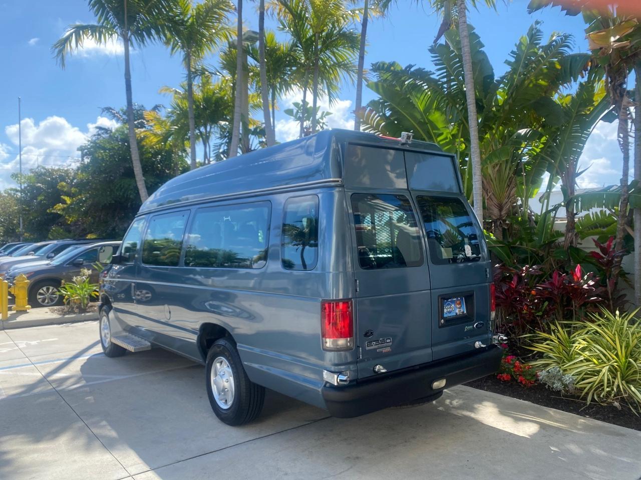 2014 Ford Econoline E 350 HI TOP HANDICAP VAN LOW MILES 34,875 1 OWNER Pompano Beach FL