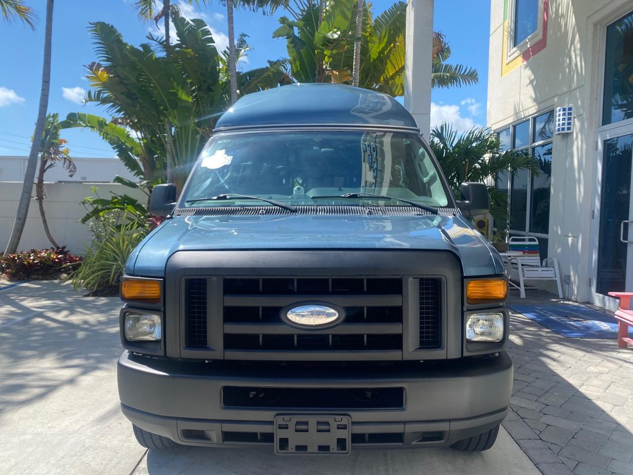 2014 Ford Econoline E 350 HI TOP HANDICAP VAN LOW MILES 34,875 1 OWNER