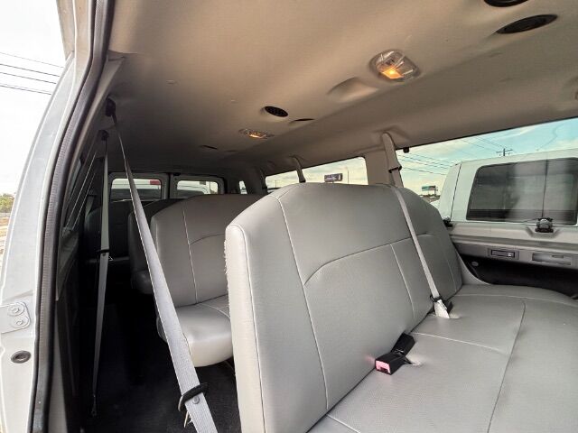2014 Ford Econoline E-350 XL Super Duty Extended Austin TX 2014 Ford Econoline E-350 XL Super Duty Extended Austin TX