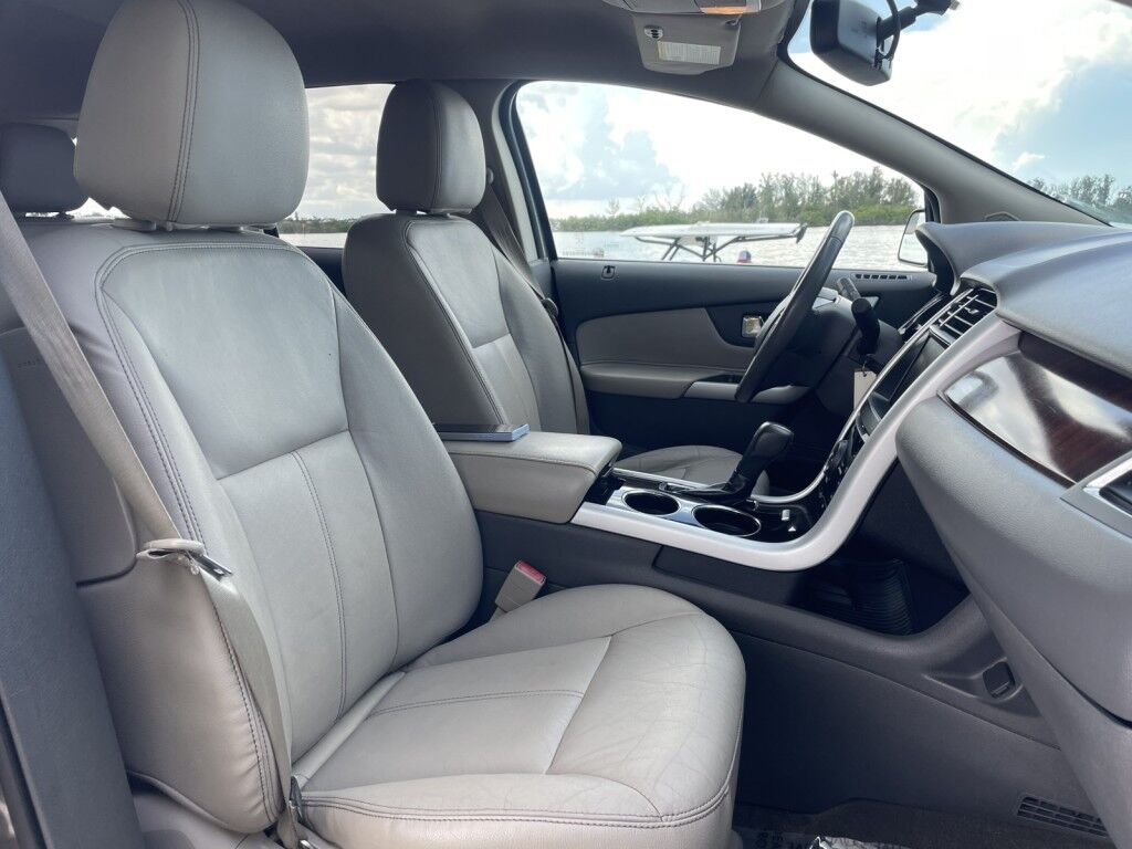 2014 Ford Edge LIMITED~CLEAN CARFAX~LEATHER SEATS~NAVIGATION~POWER DRIVER SEAT WITH MEMORY~DUAL ZONE CLIMATE CONTROL~ONLINE FINANCE AND SHIPPING AVAILABLE!!!! Sarasota FL