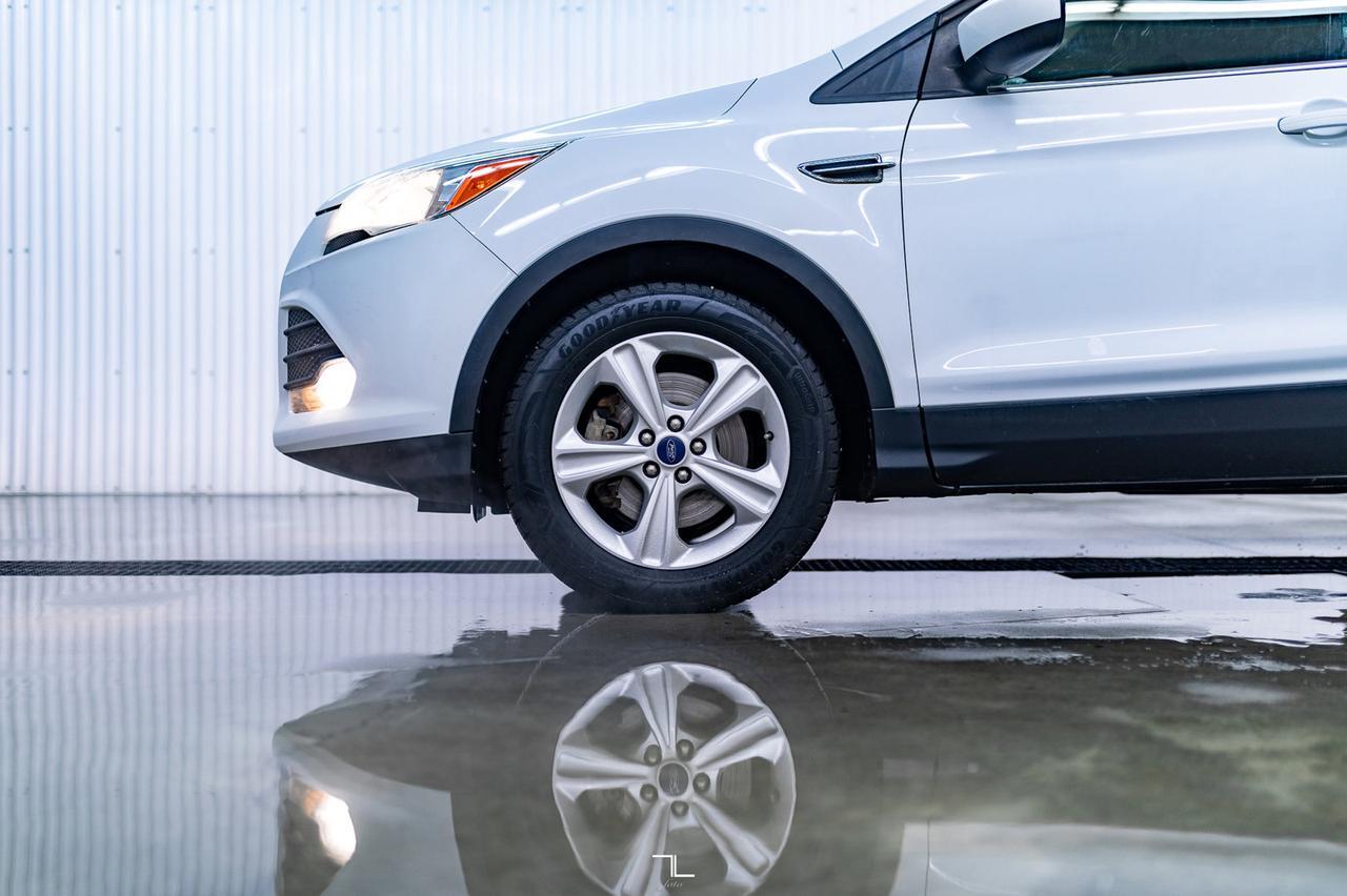 2014 Ford Escape AWD SE BCam Heated Seats Red Deer AB