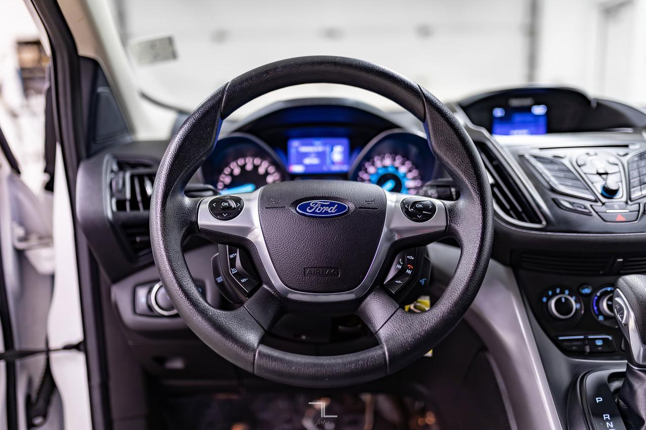 2014 Ford Escape AWD SE BCam Heated Seats Red Deer AB