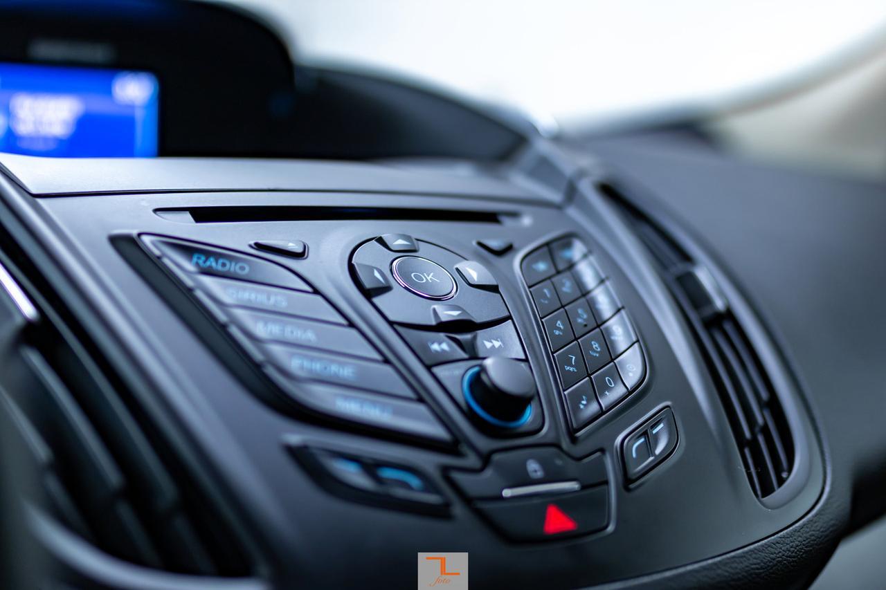 2014 Ford Escape AWD SE BCam Red Deer AB