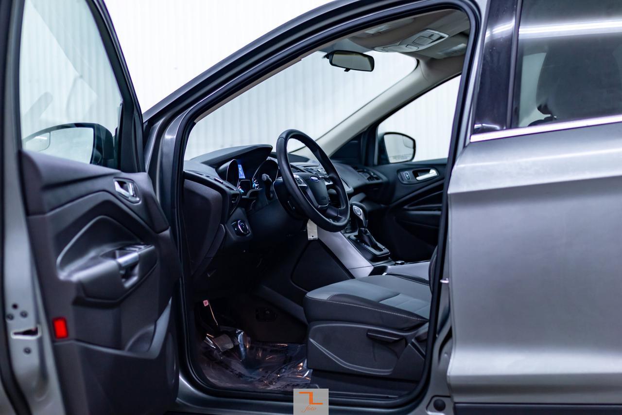 2014 Ford Escape AWD SE BCam Red Deer AB