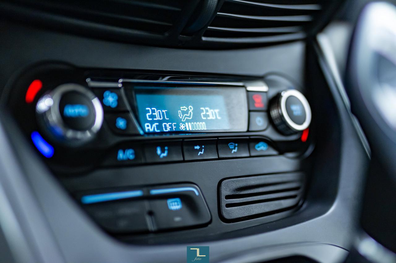 2014 Ford Escape AWD SE BCam Red Deer AB