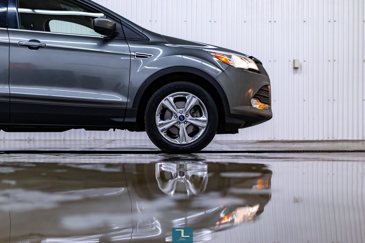 2014 Ford Escape AWD SE BCam Red Deer AB