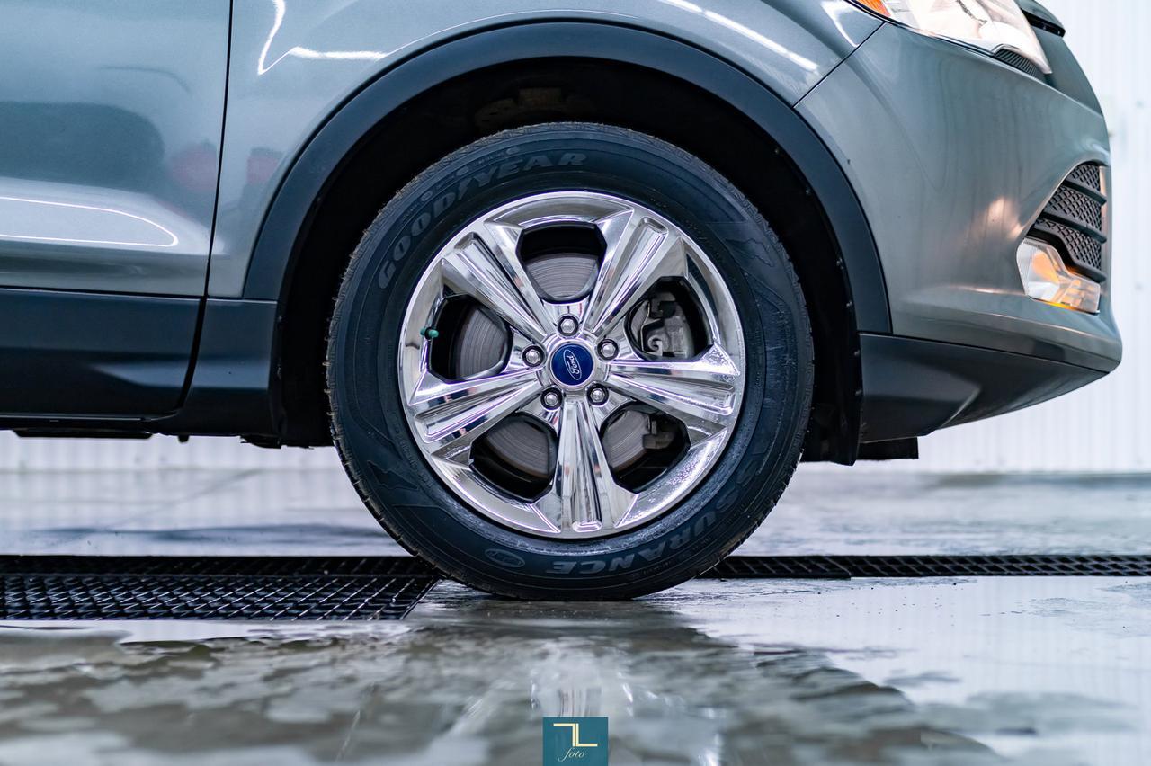 2014 Ford Escape AWD SE BCam Red Deer AB