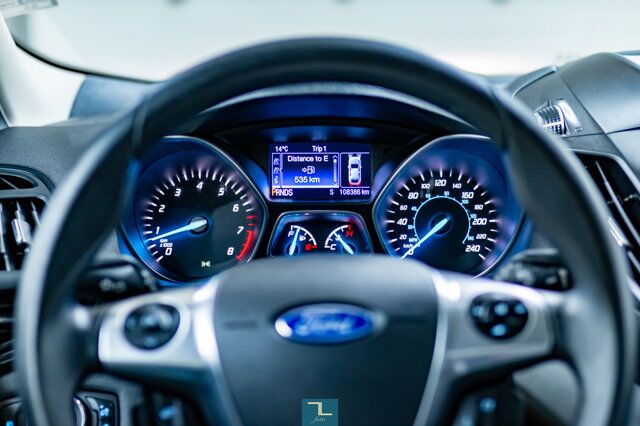 2014 Ford Escape AWD SE BCam Red Deer AB