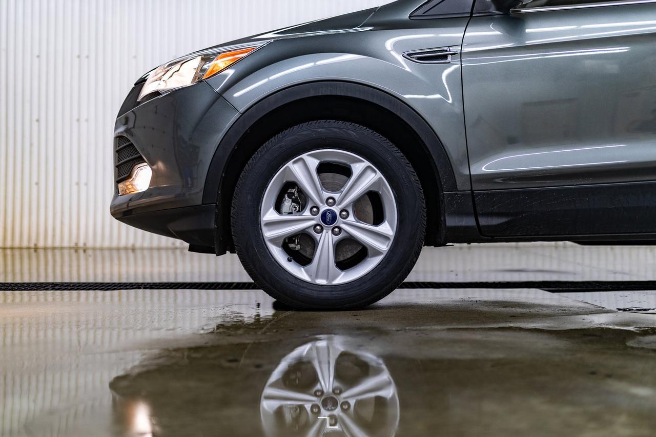 2014 Ford Escape AWD SE Leather BCam Red Deer AB