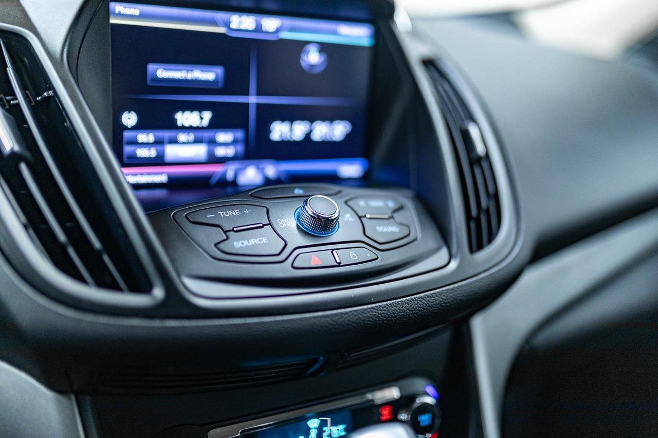 2014 Ford Escape AWD SE Leather BCam Red Deer AB