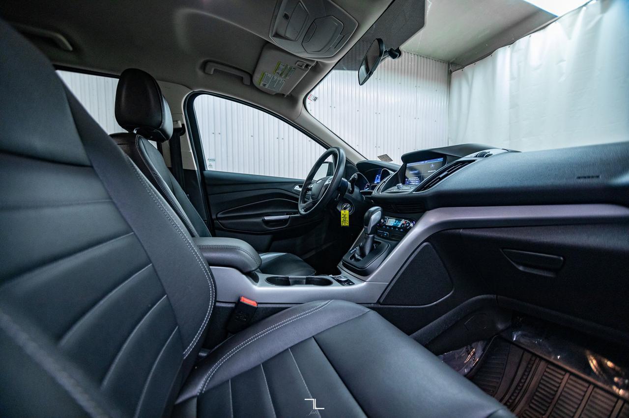 2014 Ford Escape AWD SE Leather BCam Red Deer AB