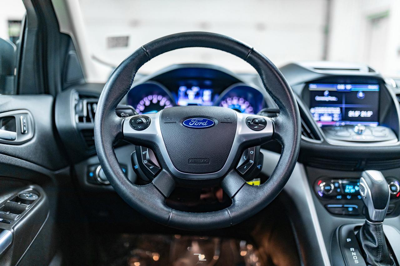 2014 Ford Escape AWD SE Leather BCam Red Deer AB