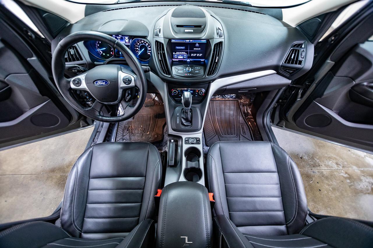 2014 Ford Escape AWD SE Leather BCam Red Deer AB