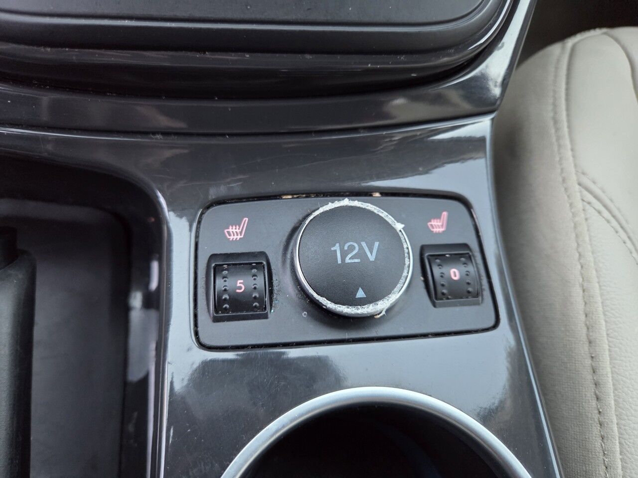 2014 Ford Escape Titanium Charlton MA