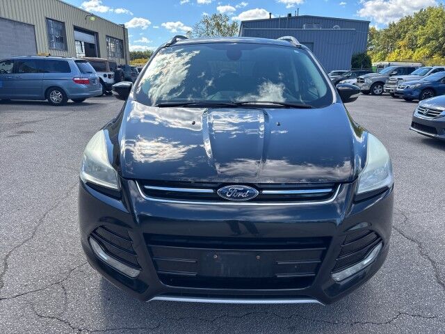 2014 Ford Escape Titanium photo 2