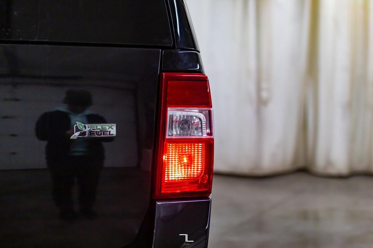 2014 Ford Expedition Max AWD Limited Leather Roof Nav BCam Red Deer AB