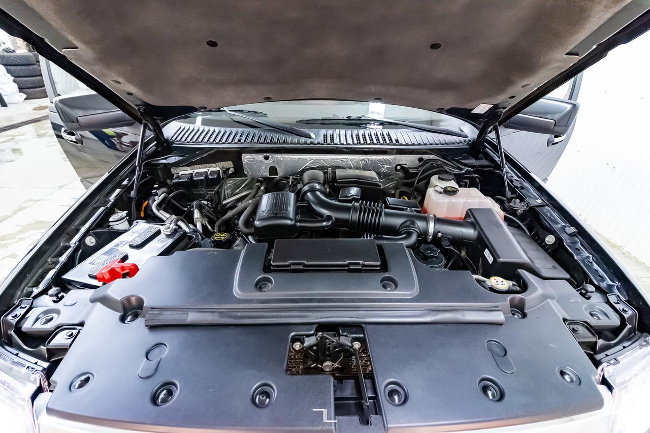 2014 Ford Expedition Max AWD Limited Leather Roof Nav BCam Red Deer AB