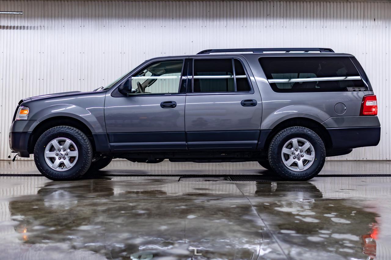 2014 Ford Expedition Max SSV 4x4 XLT PSeat 3rd Row Red Deer AB