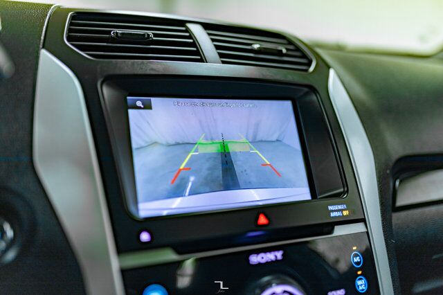 2014 Ford Explorer AWD Limited Leather Roof Nav BCam Red Deer AB