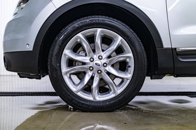 2014 Ford Explorer AWD Limited Leather Roof Nav BCam Red Deer AB