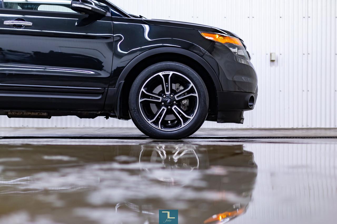 2014 Ford Explorer AWD Sport Leather Roof Nav BCam Red Deer AB