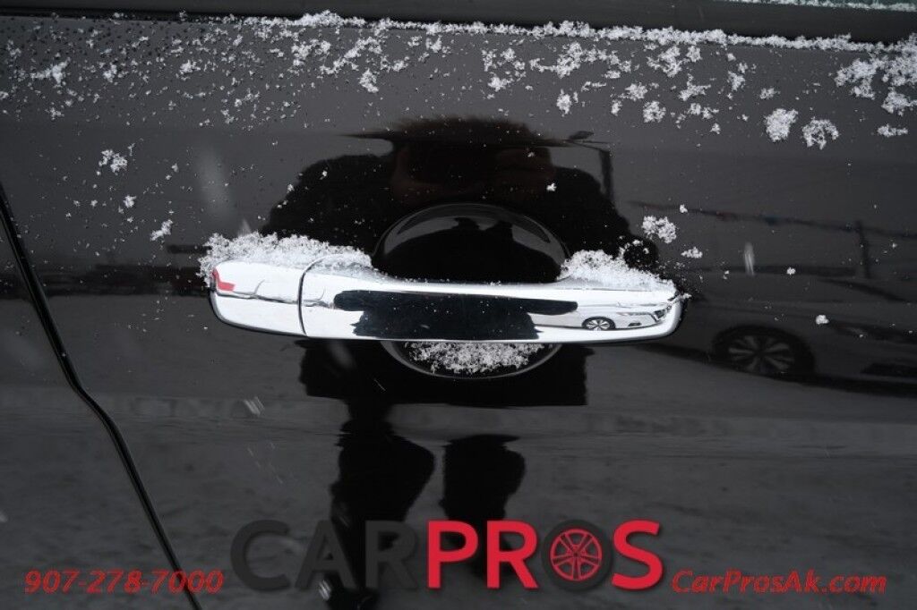 2014 Ford Explorer XLT - 4X4 - Power Front Leather Heated Seats - 3rd Row Seats 7 - Bluetooth - Remote Start - Block Heater - Dual Panel Moonroof - Review Camera - Fog Lights - Tow Pkg - 1 Owner Anchorage AK