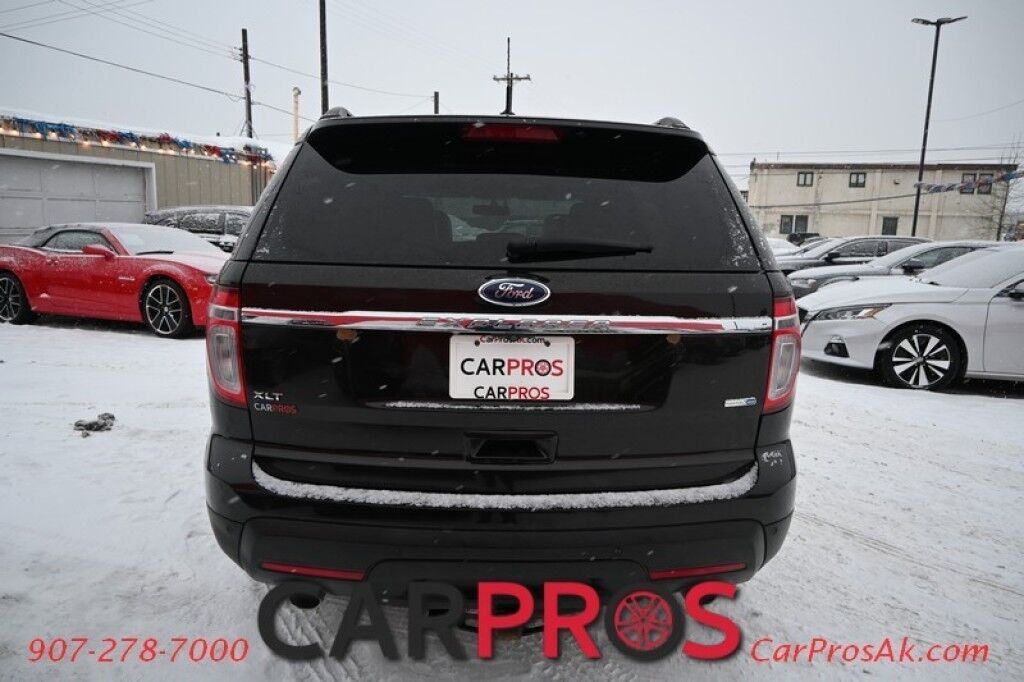 2014 Ford Explorer XLT - 4X4 - Power Front Leather Heated Seats - 3rd Row Seats 7 - Bluetooth - Remote Start - Block Heater - Dual Panel Moonroof - Review Camera - Fog Lights - Tow Pkg - 1 Owner Anchorage AK