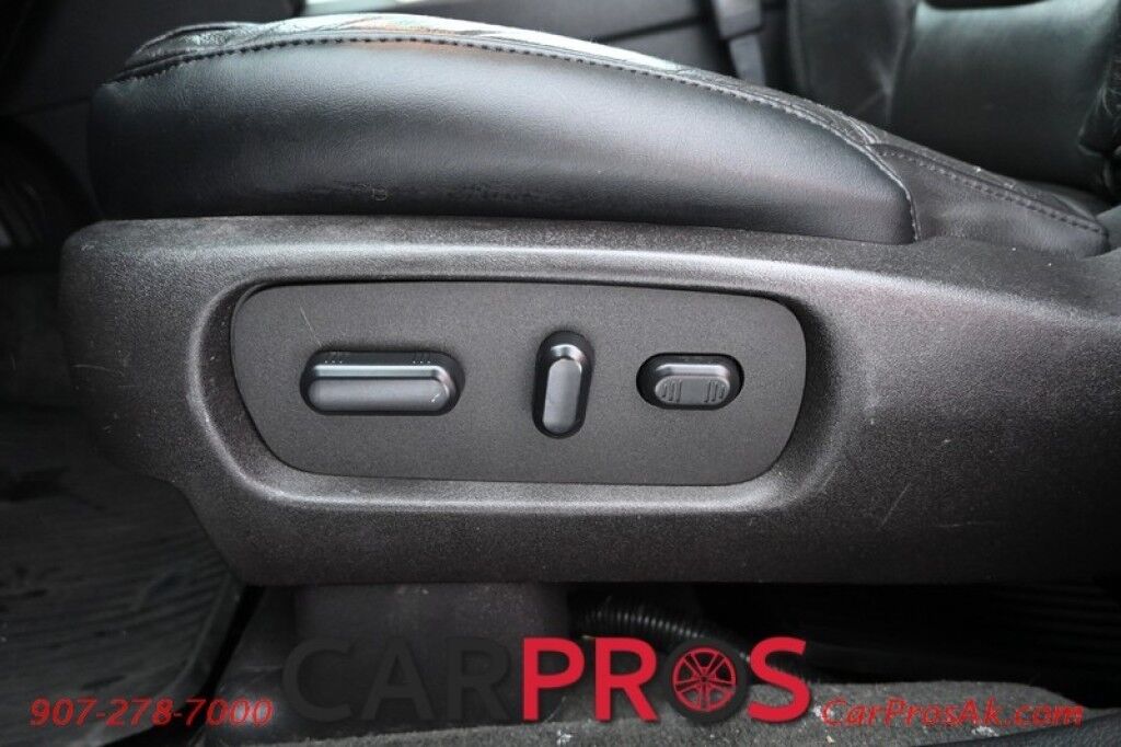 2014 Ford Explorer XLT - 4X4 - Power Front Leather Heated Seats - 3rd Row Seats 7 - Bluetooth - Remote Start - Block Heater - Dual Panel Moonroof - Review Camera - Fog Lights - Tow Pkg - 1 Owner Anchorage AK