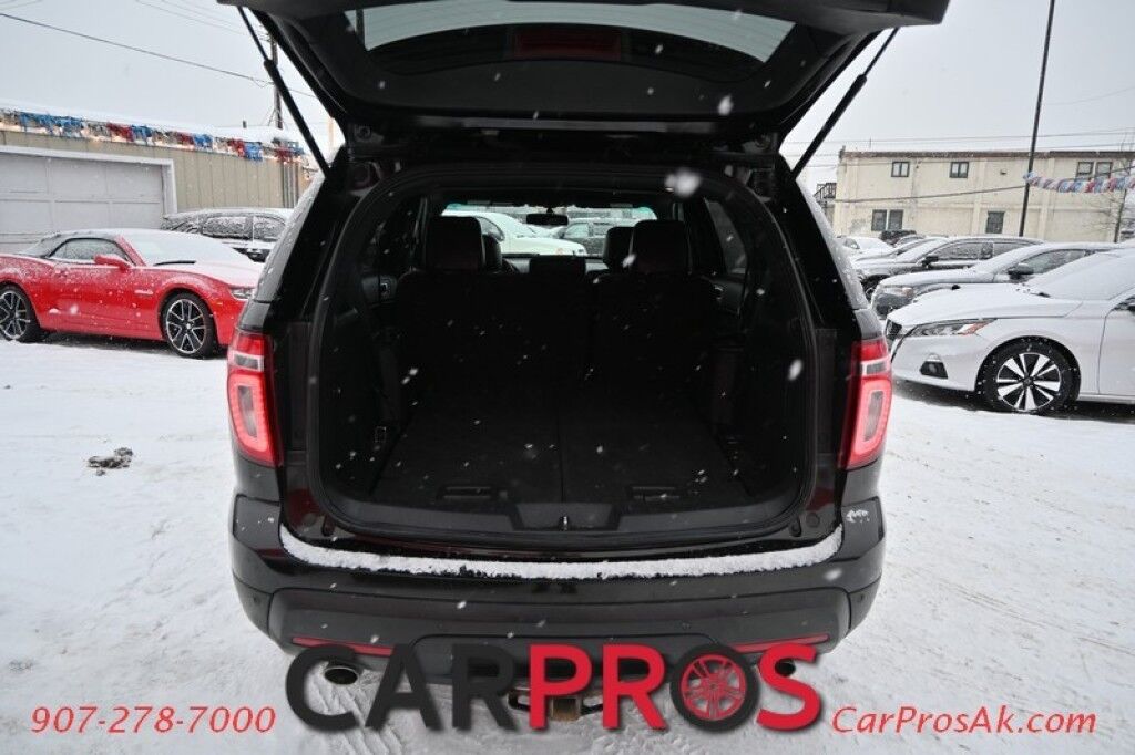 2014 Ford Explorer XLT - 4X4 - Power Front Leather Heated Seats - 3rd Row Seats 7 - Bluetooth - Remote Start - Block Heater - Dual Panel Moonroof - Review Camera - Fog Lights - Tow Pkg - 1 Owner Anchorage AK