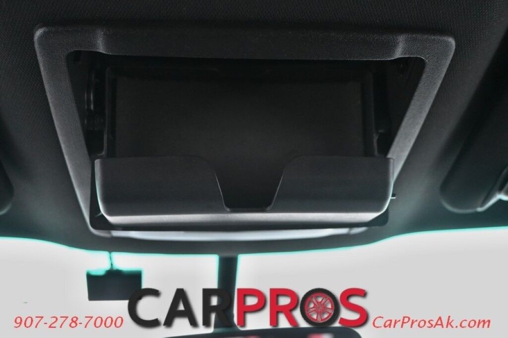 2014 Ford Explorer XLT - 4X4 - Power Front Leather Heated Seats - 3rd Row Seats 7 - Bluetooth - Remote Start - Block Heater - Dual Panel Moonroof - Review Camera - Fog Lights - Tow Pkg - 1 Owner Anchorage AK