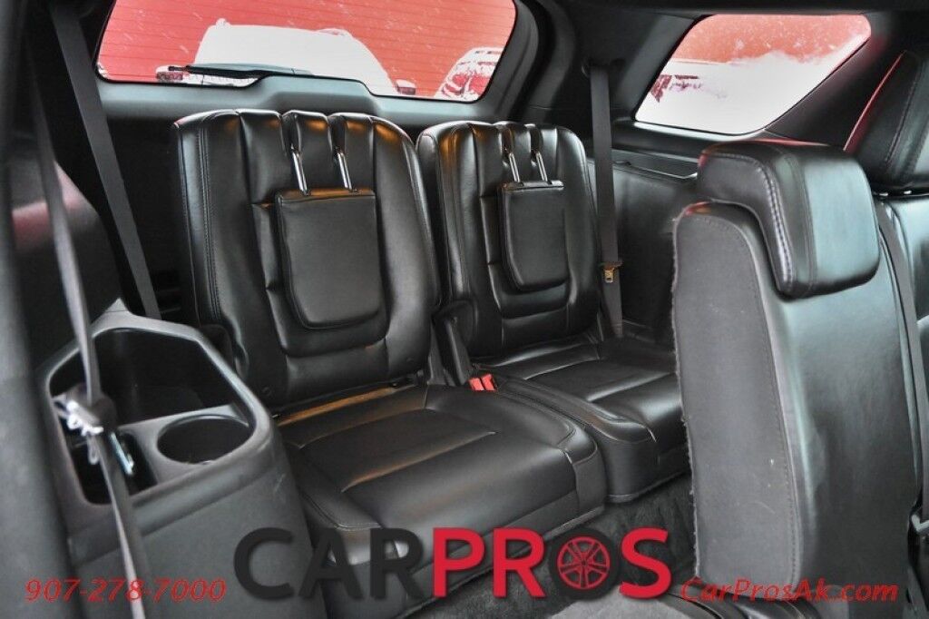 2014 Ford Explorer XLT - 4X4 - Power & Heated Leather Seats - 3rd Row - Seats 7 - Bluetooth - Remote Start - Block Heater - Dual Panel Moonroof - Review Camera - Fog Lights - Tow Pkg - 1 Owner Anchorage AK