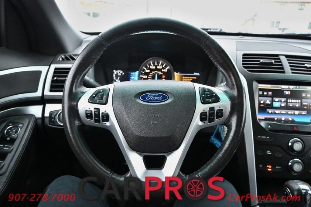 2014 Ford Explorer XLT - 4X4 - Power & Heated Leather Seats - 3rd Row - Seats 7 - Bluetooth - Remote Start - Block Heater - Dual Panel Moonroof - Review Camera - Fog Lights - Tow Pkg - 1 Owner Anchorage AK