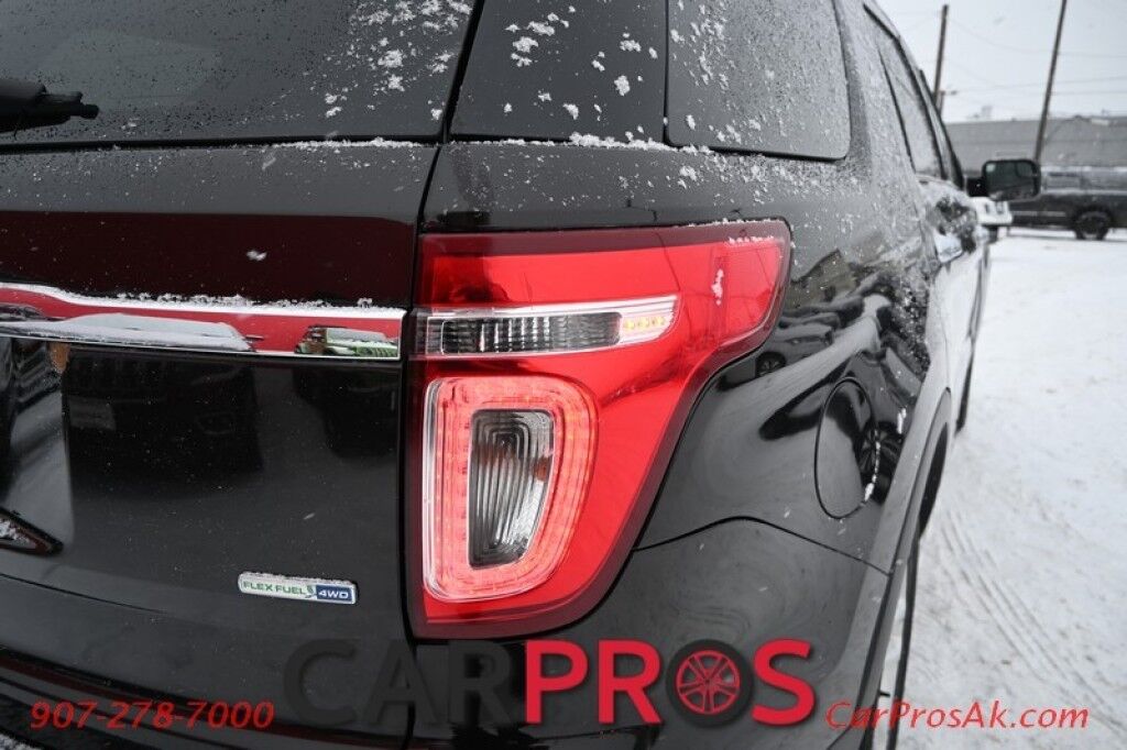 2014 Ford Explorer XLT - 4X4 - Power & Heated Leather Seats - 3rd Row - Seats 7 - Bluetooth - Remote Start - Block Heater - Dual Panel Moonroof - Review Camera - Fog Lights - Tow Pkg - 1 Owner Anchorage AK