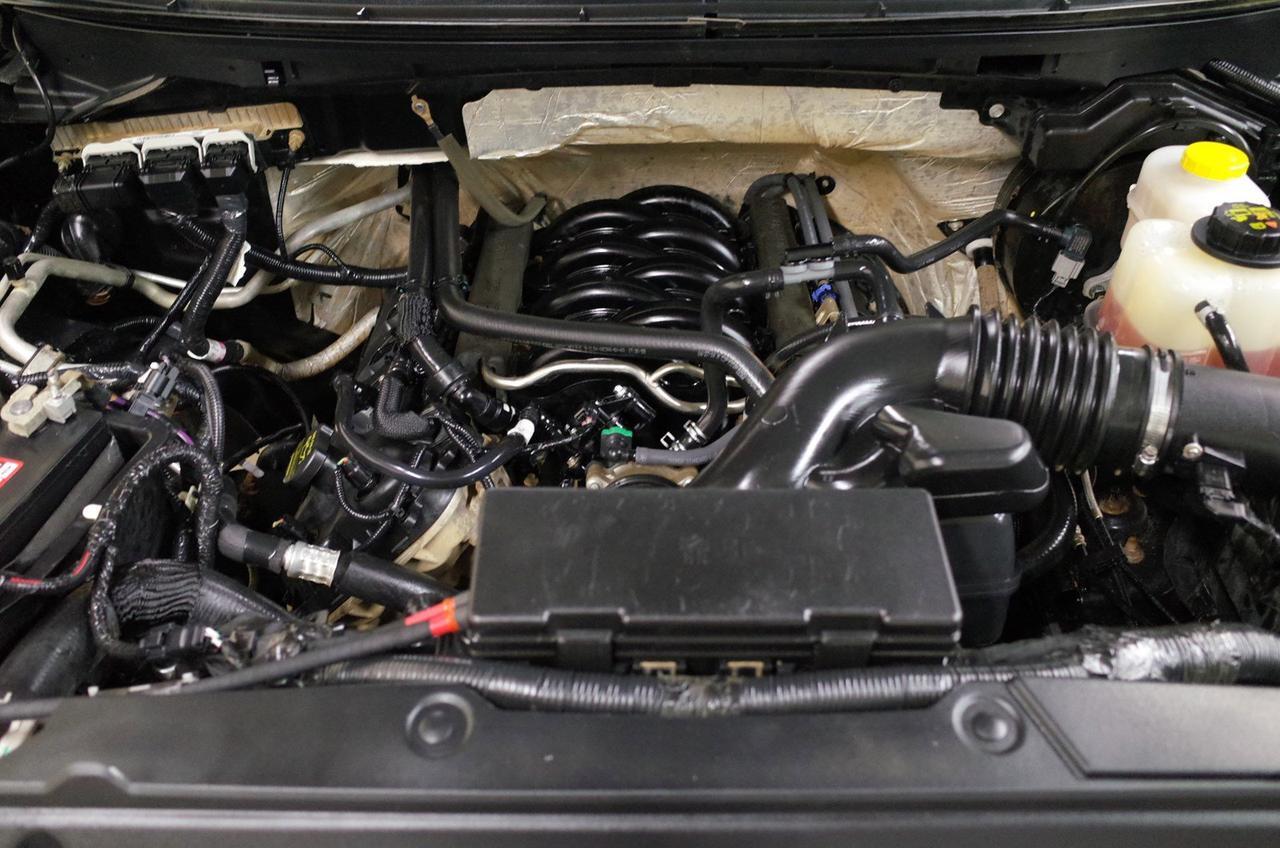 2014 Ford F-150 4x4 Crew Cab XLT XTR Red Deer AB