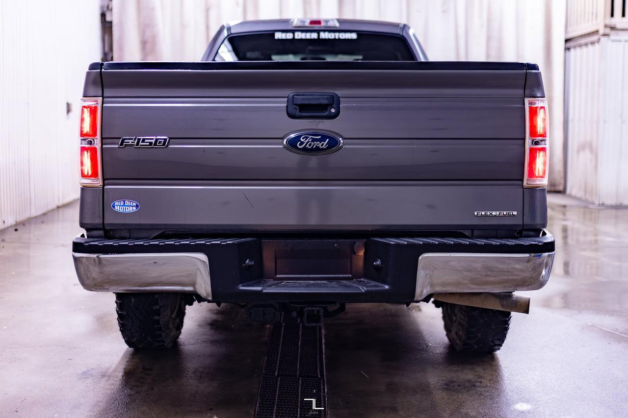 2014 Ford F-150 4x4 Super Cab XLT Longbox Red Deer AB