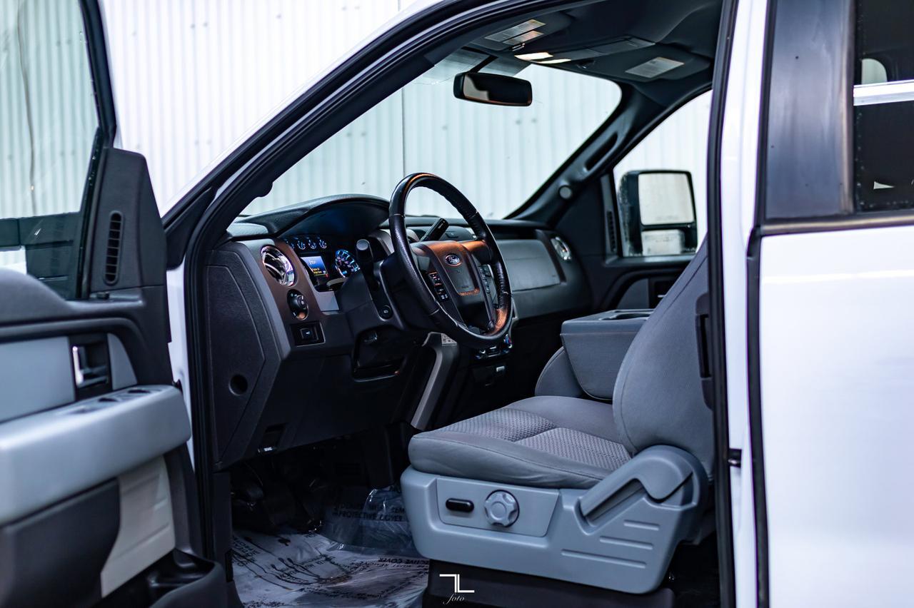 2014 Ford F-150 4x4 Super Cab XLT Longbox Red Deer AB