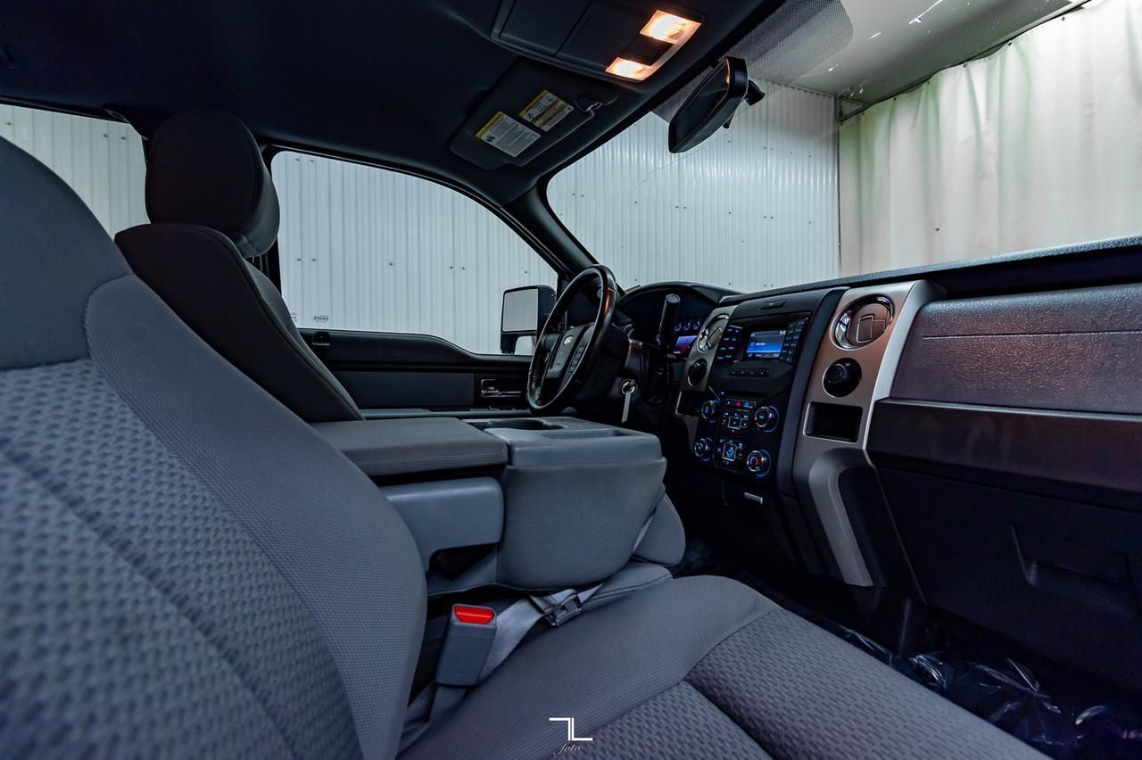 2014 Ford F-150 4x4 Super Cab XLT Longbox Red Deer AB