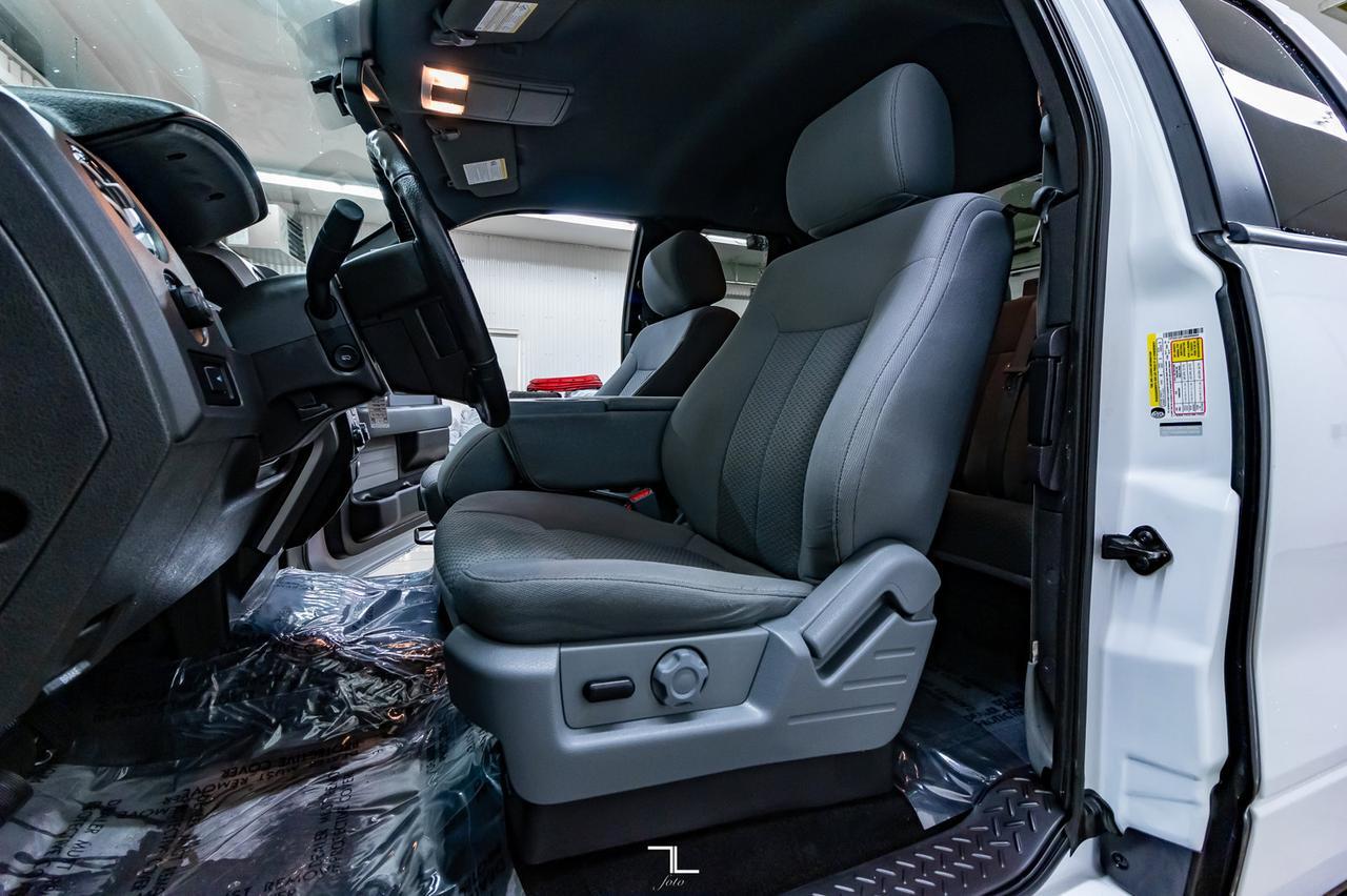 2014 Ford F-150 4x4 Super Cab XLT Longbox Red Deer AB