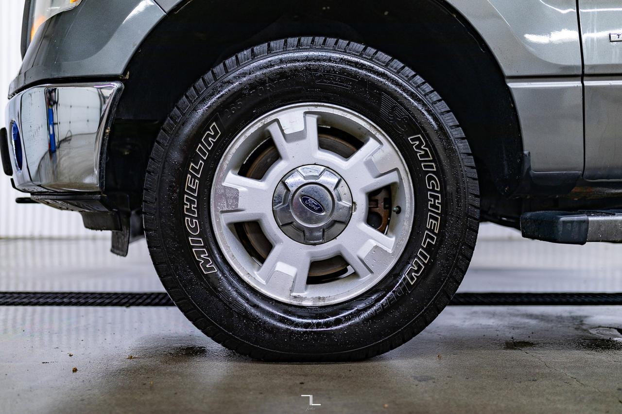 2014 Ford F-150 4x4 Super Cab XLT PSeat Red Deer AB