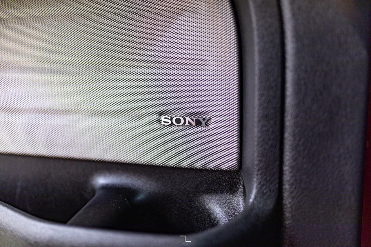 2014 Ford F-150 4x4 Super Crew Lariat Leather Roof Nav Red Deer AB