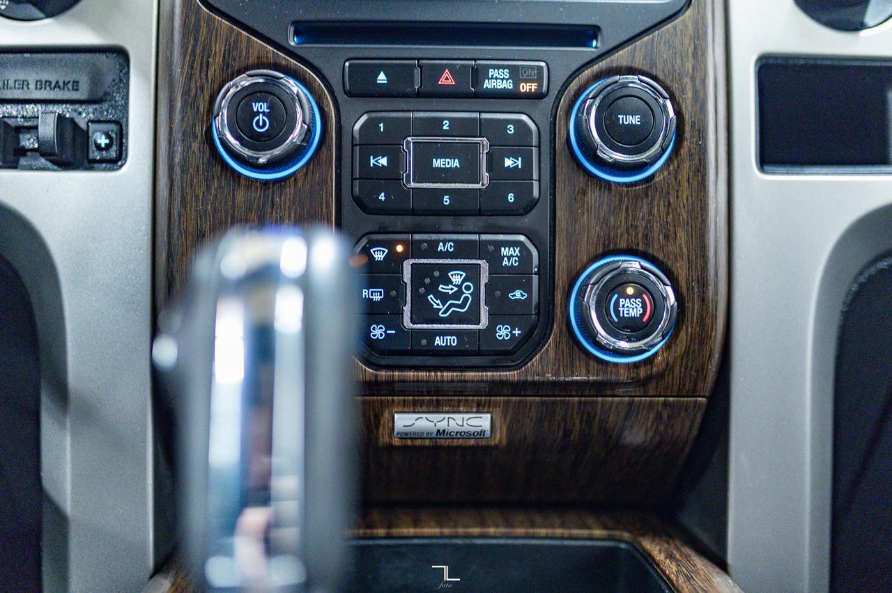 2014 Ford F-150 4x4 Super Crew Lariat Leather Roof Nav Red Deer AB