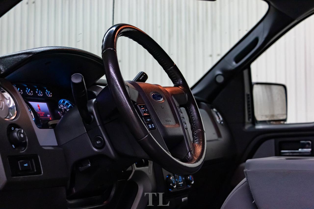 2014 Ford F-150 4x4 Super Crew XLT Longbox BCam Red Deer AB