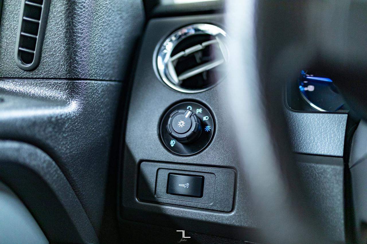 2014 Ford F-150 4x4 Super Crew XLT XTR BCam Red Deer AB