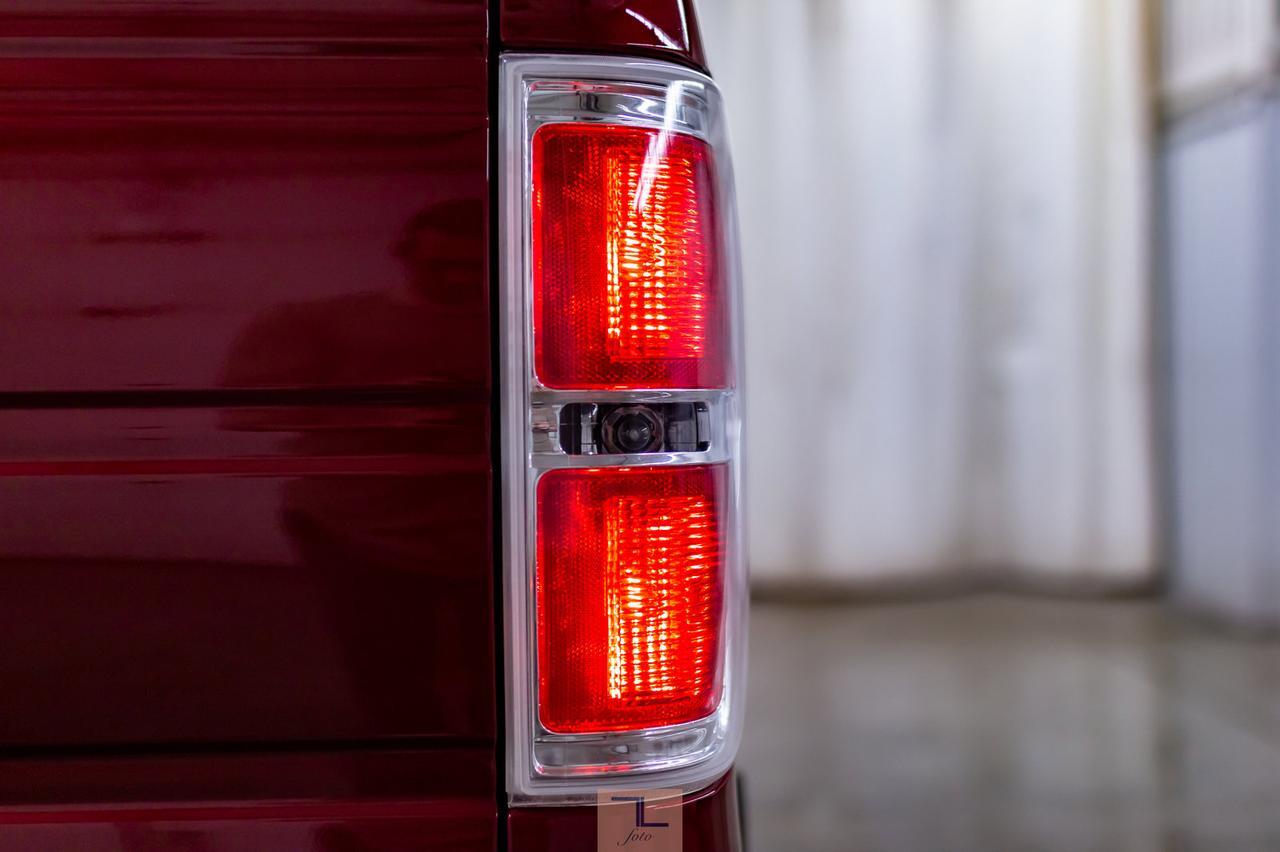 2014 Ford F-150 4x4 Super Crew XLT XTR Longbox Leather Roof BCam Red Deer AB