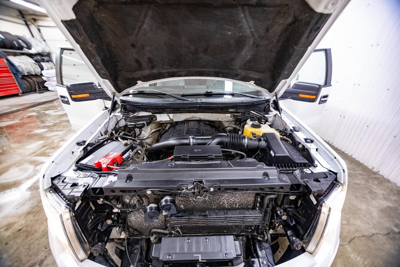 2014 Ford F-150 4x4 Super Crew XLT XTR Red Deer AB