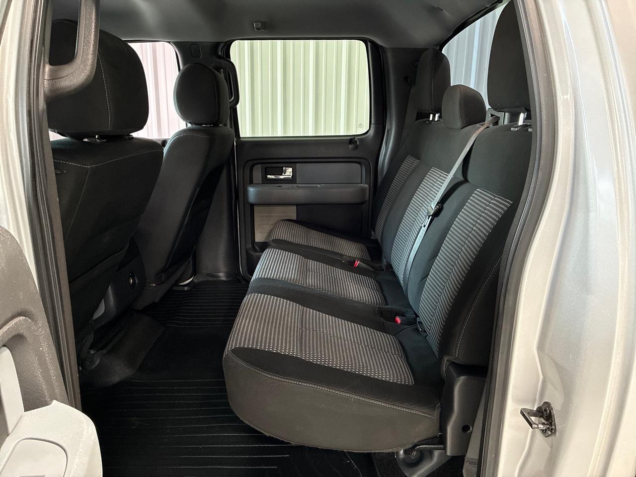 2014 Ford F-150 STX, 4x4, 5.0L V8, Kicker Subwoofer, 20in Wheels, Rear Camera, Parking Sensors, Sport Pkg Houston TX