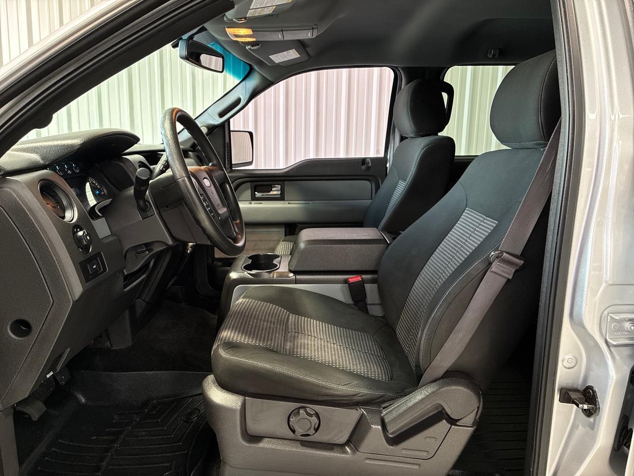 2014 Ford F-150 STX, 4x4, 5.0L V8, Kicker Subwoofer, 20in Wheels, Rear Camera, Parking Sensors, Sport Pkg Houston TX